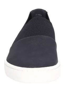 Summerfield Terrace Fluttering Hummingbirds Metal Wind Chimes